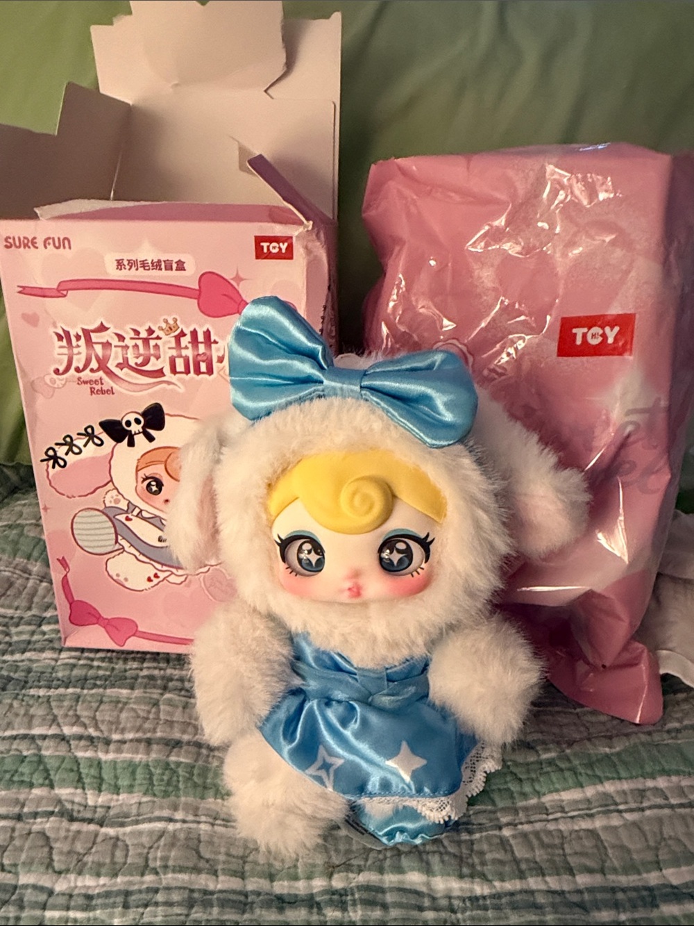 Toy Sweet Rebel Plush Doll in White & Blue - Cute Bow Costume